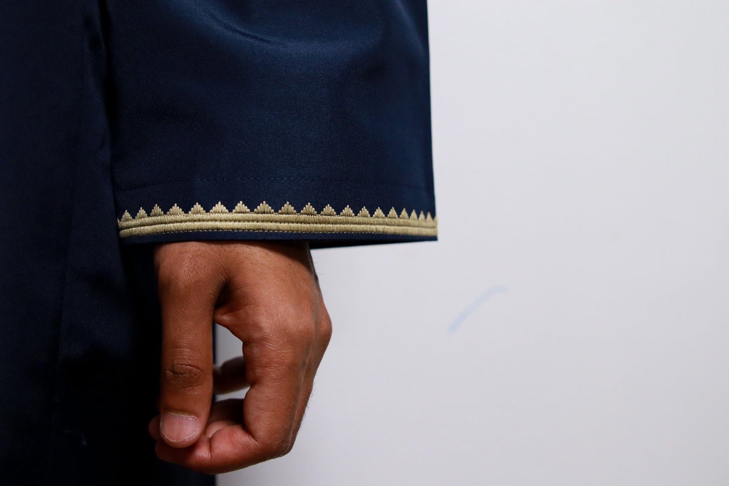 Midnight Blue Omani Thobe