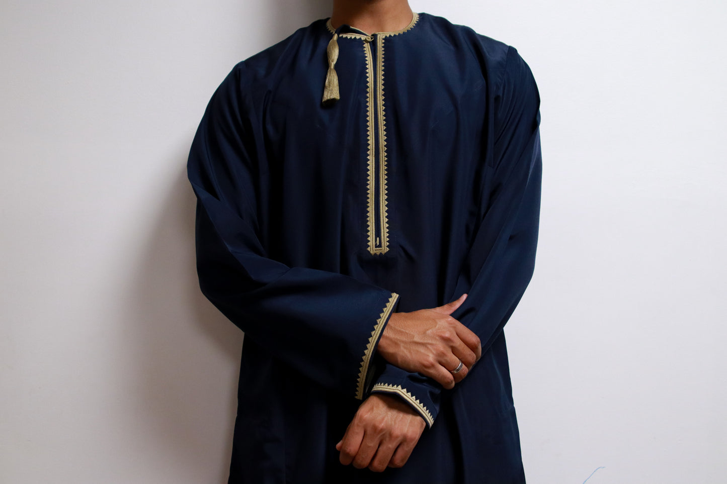 Midnight Blue Omani Thobe
