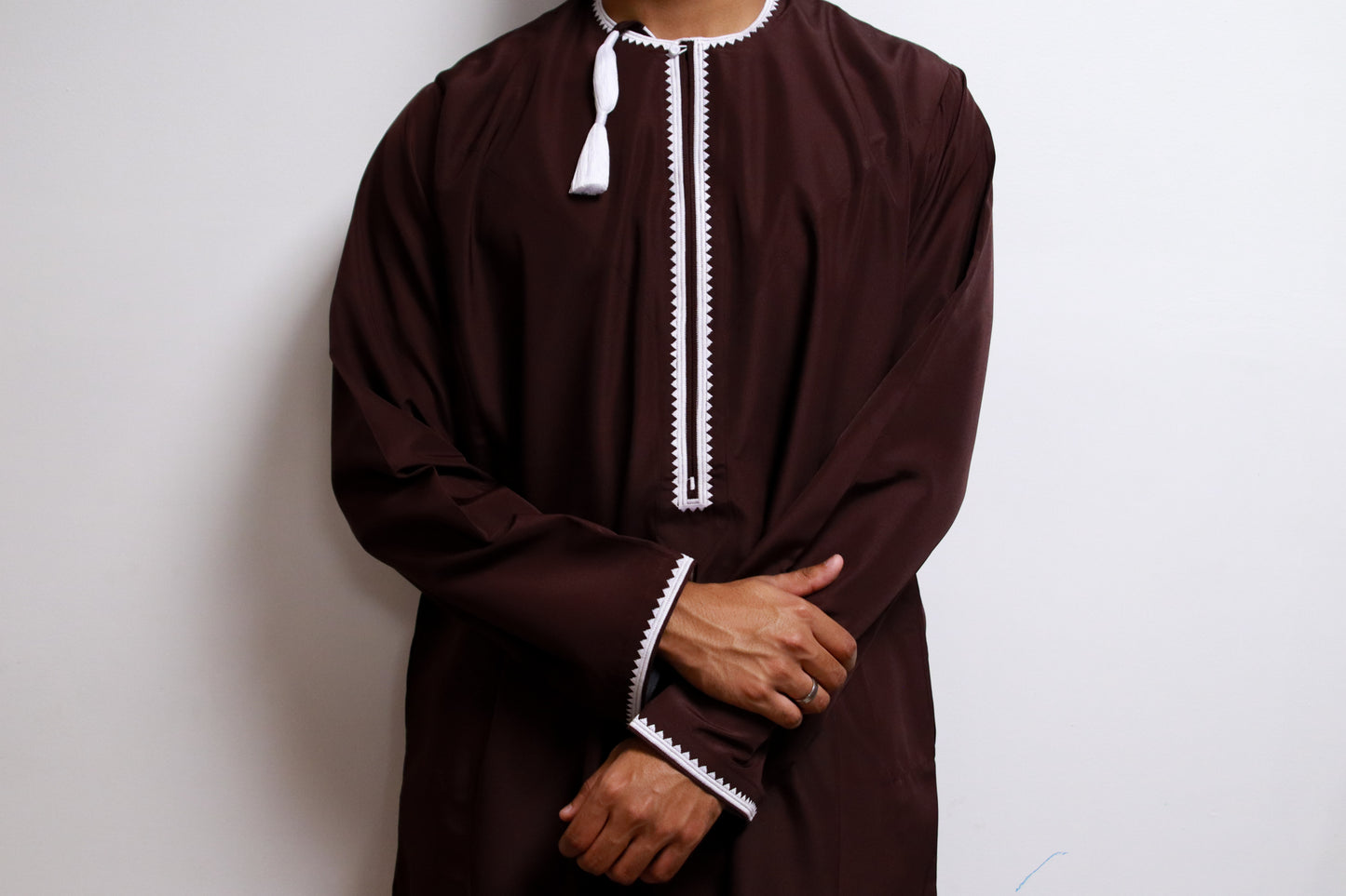 Deep Burgundy Omani Thobe