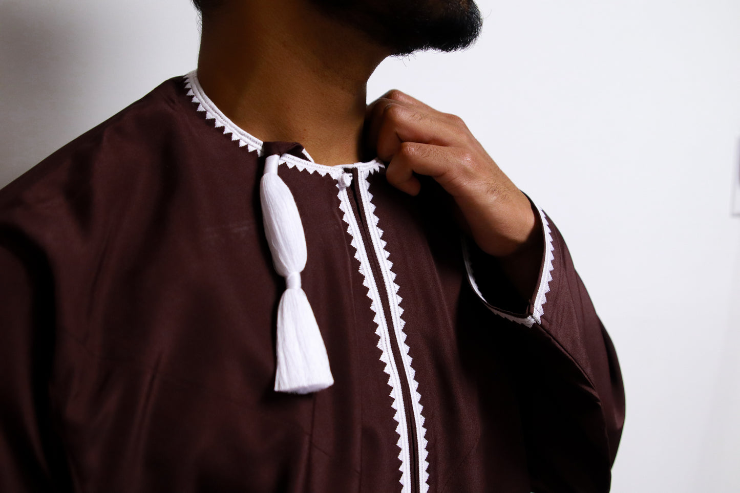 Deep Burgundy Omani Thobe